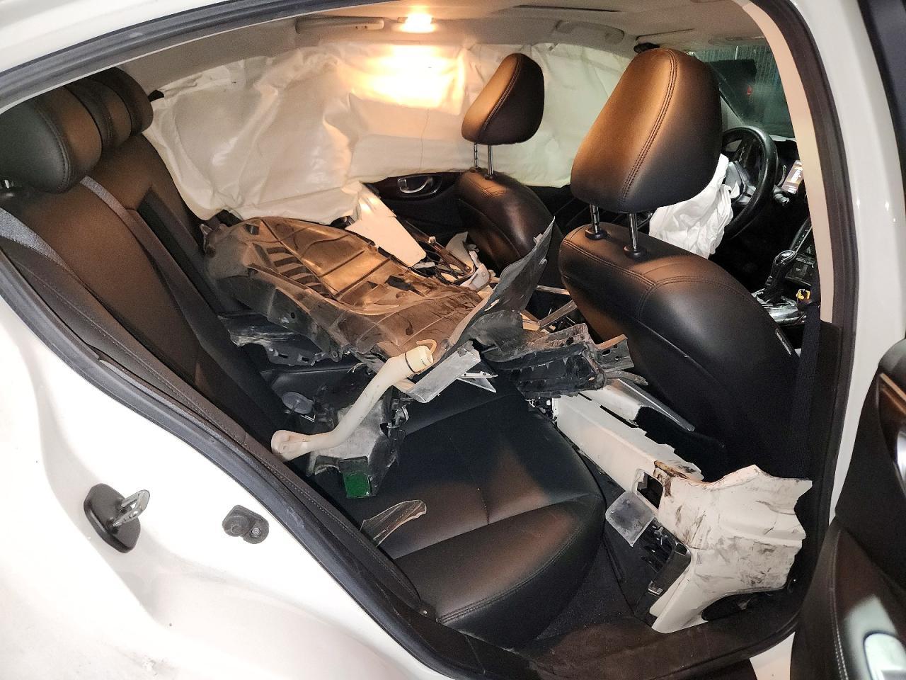 2018 Infiniti Q50 3.0T Luxe - zdjęcie 10