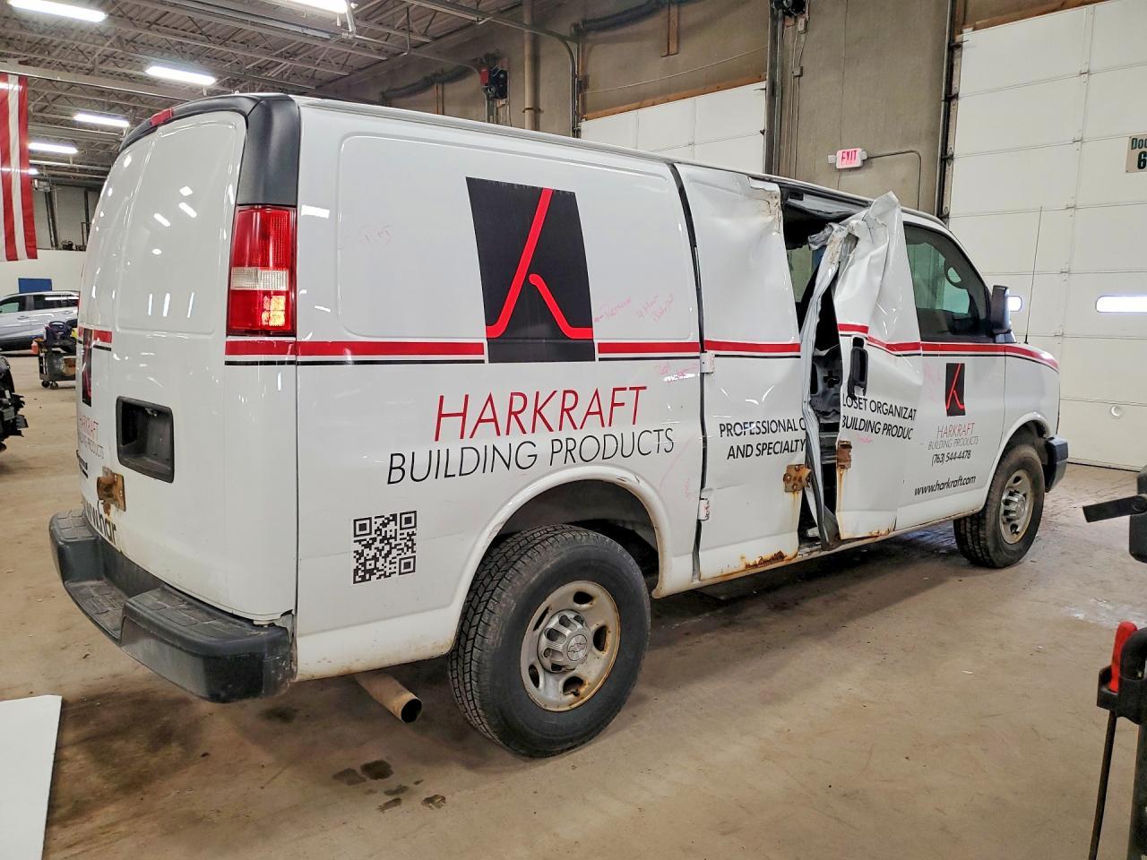 2015 Chev Express G2500 - zdjęcie 3