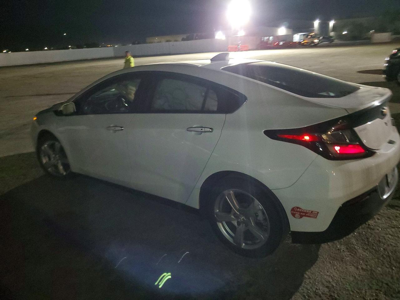 2017 Chevrolet Volt Lt - zdjęcie 2