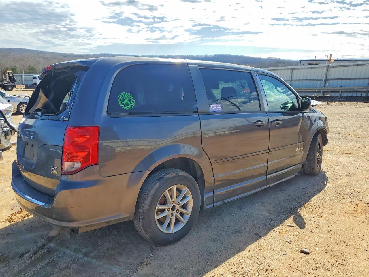 2017 Dodge Grand Caravan Gt - zdjęcie 3