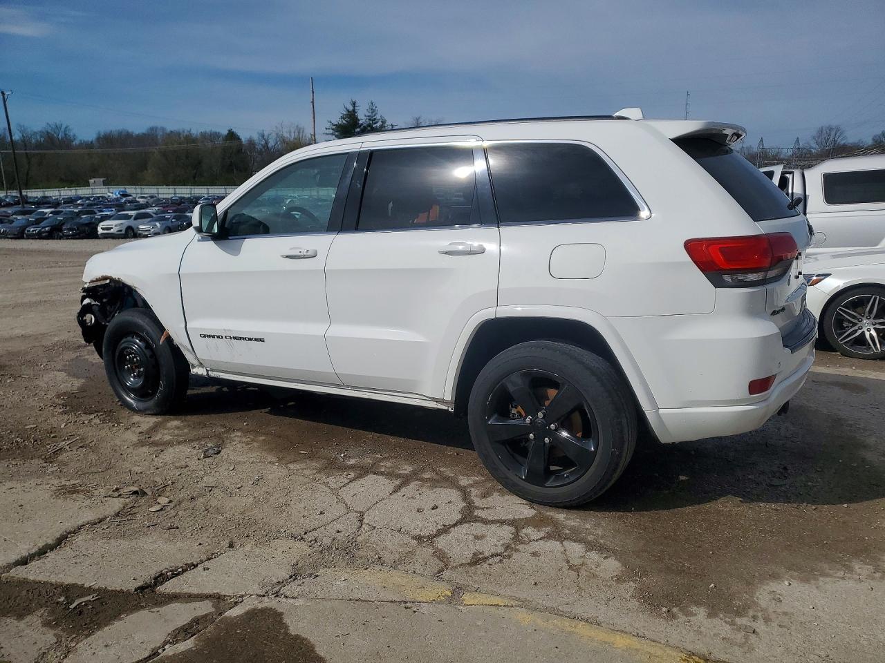 2015 Jeep Grand Cherokee Laredo - zdjęcie 2
