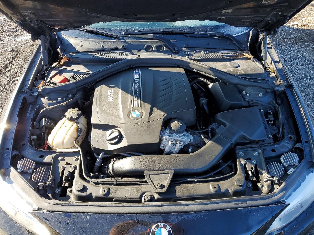 2016 BMW M235Xi - zdjęcie 11