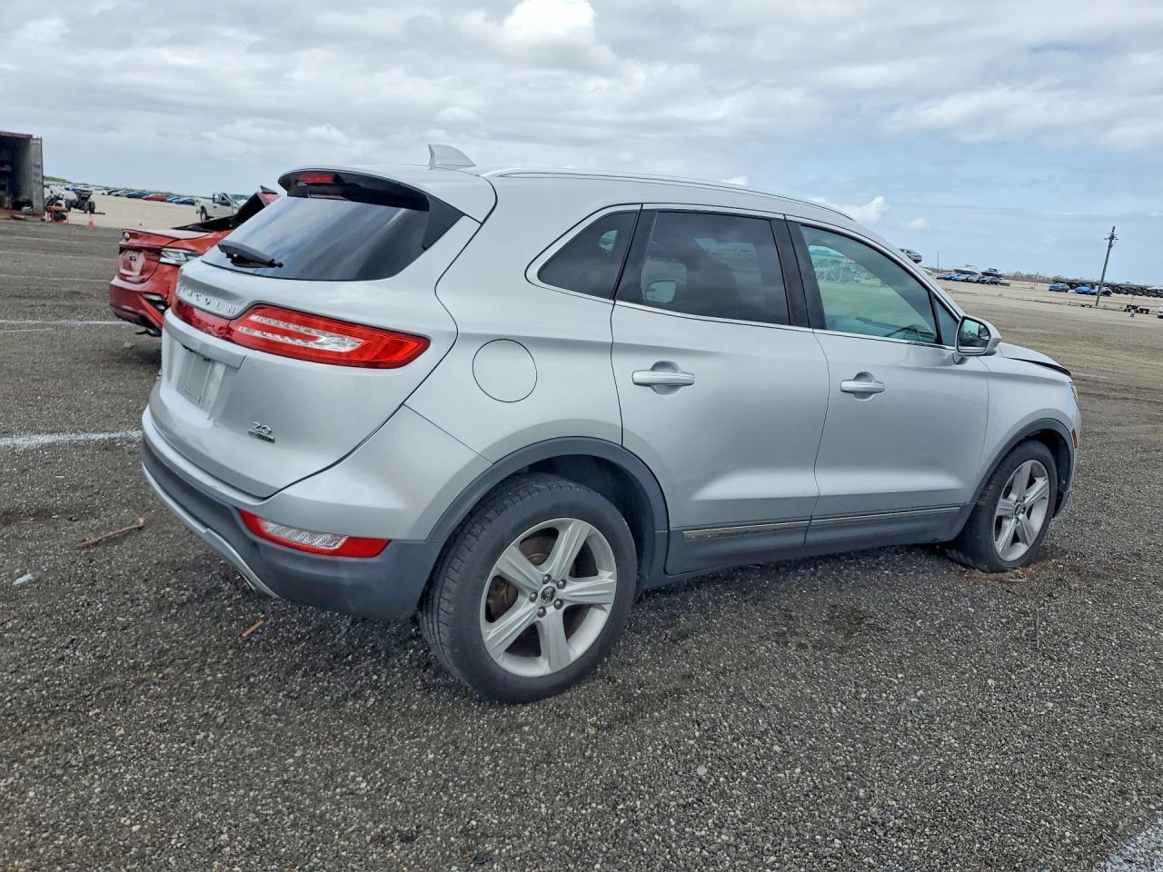 2016 Lincoln Mkc Premiere - zdjęcie 3