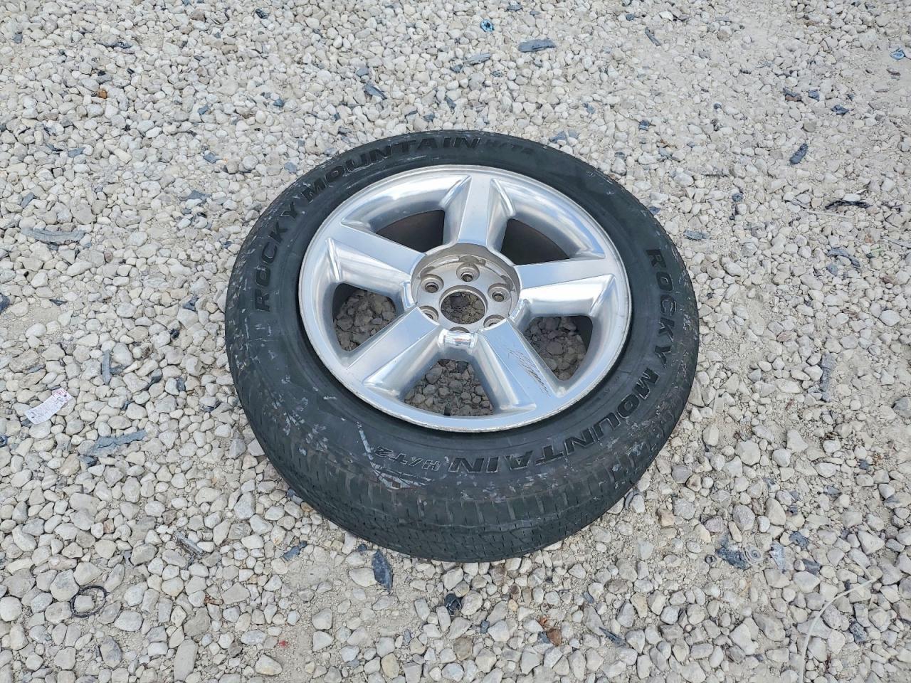 2014 Chevrolet Tahoe C1500 Ls - zdjęcie 13