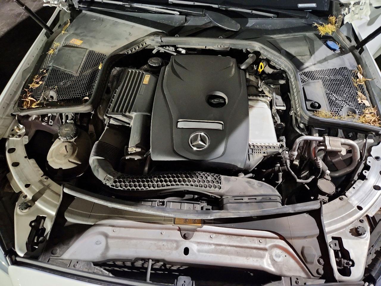 2017 Mercedes-Benz C 300 - zdjęcie 12