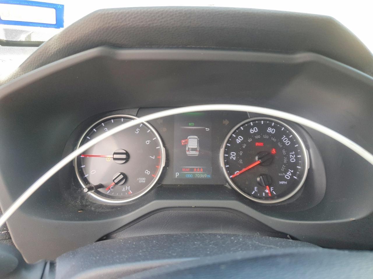 2020 Toyota Rav4 Le - zdjęcie 9
