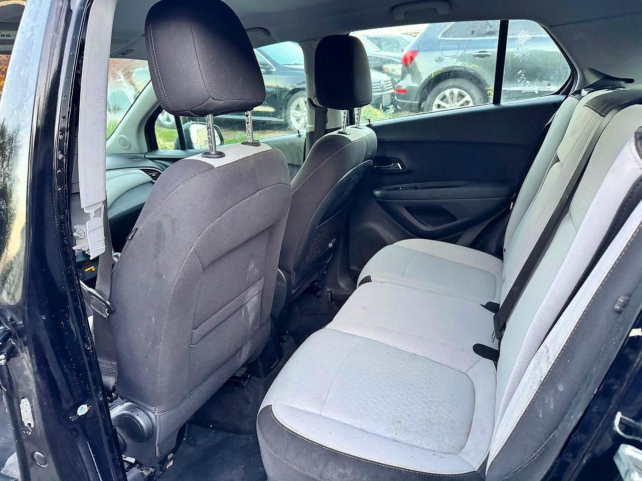 2020 Chevrolet Trax Ls - zdjęcie 6
