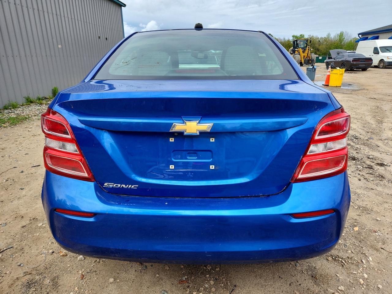 2019 Chevrolet Sonic Ls - zdjęcie 6