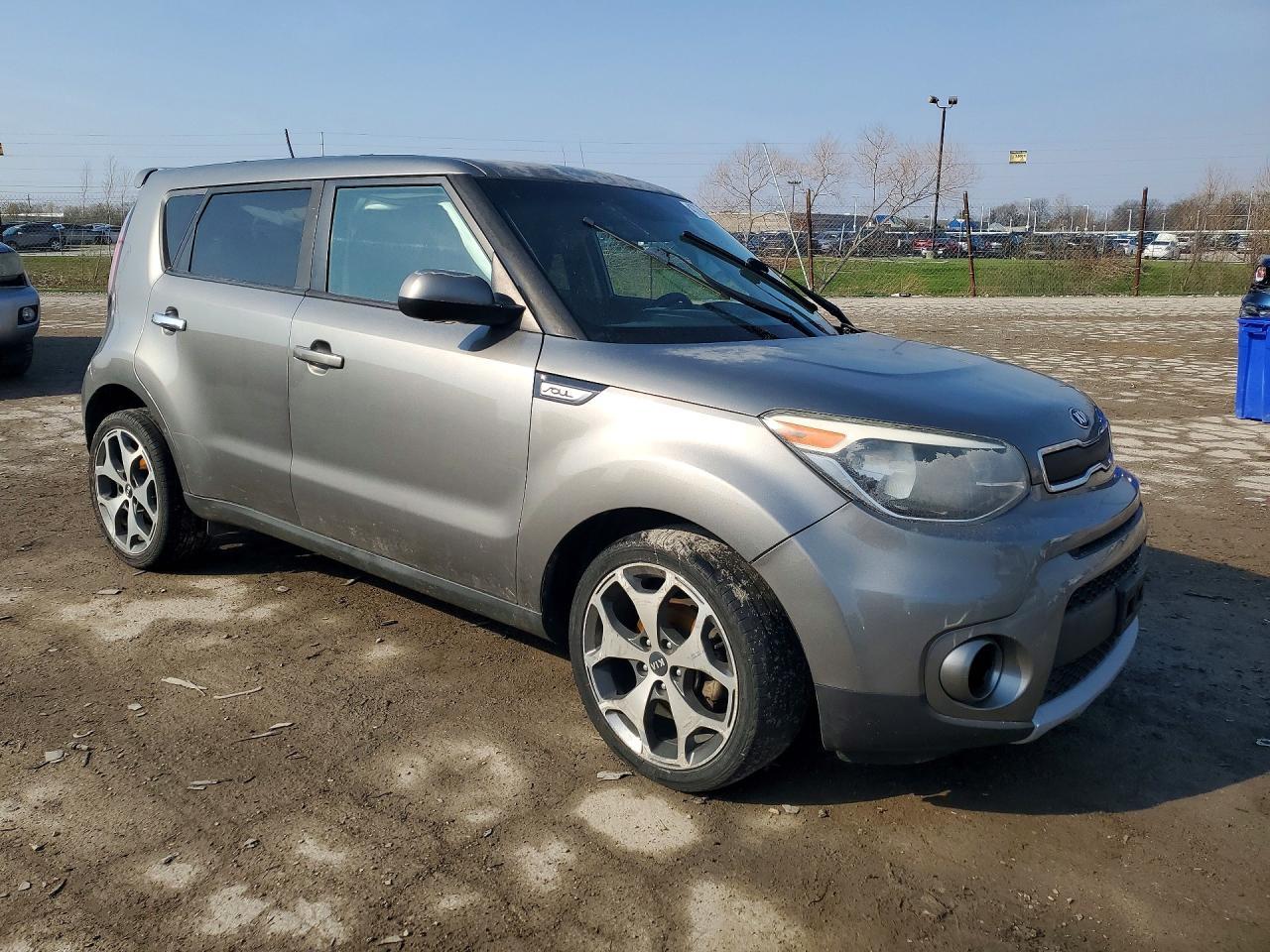 2015 Kia Soul Base - zdjęcie 4