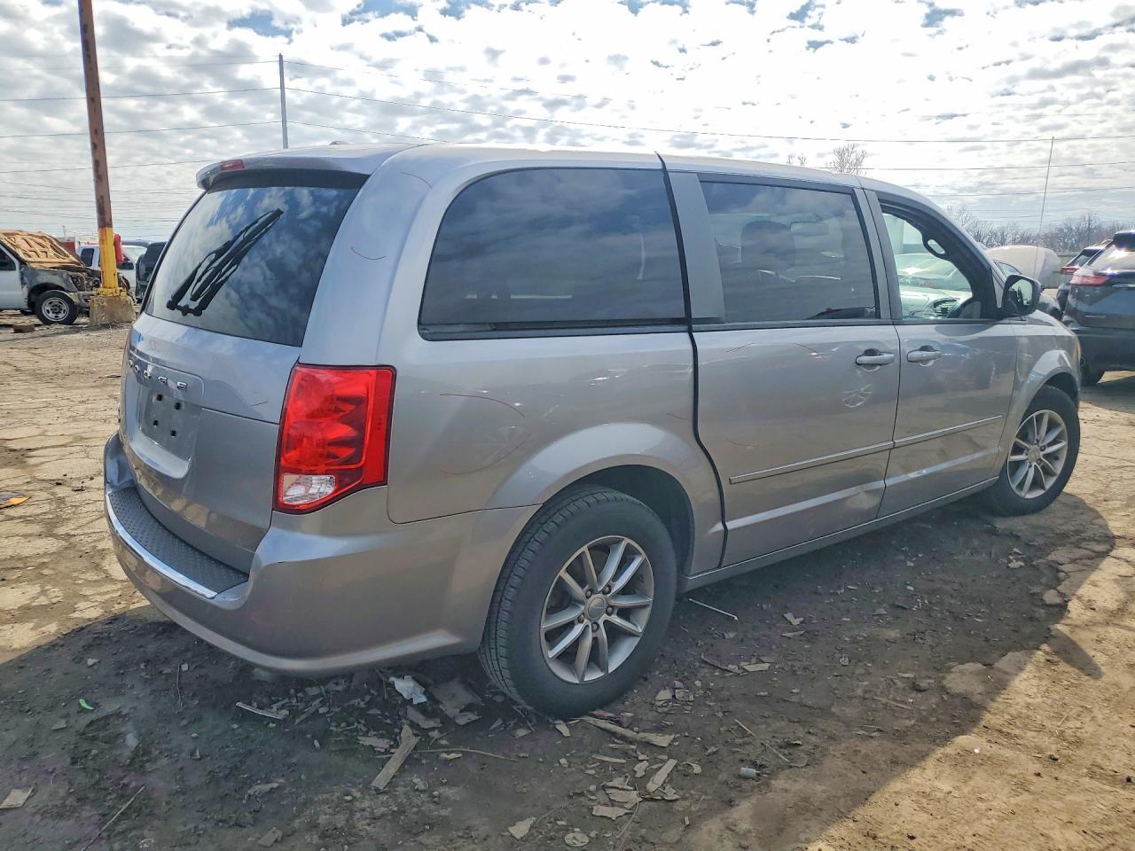 2016 Dodge Grand Caravan Se - zdjęcie 3