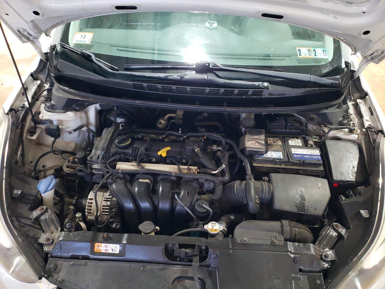 2015 Hyundai Elantra Se - zdjęcie 11