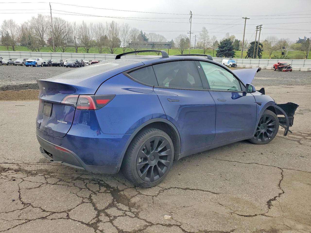 2023 Tesla Model Y - zdjęcie 3