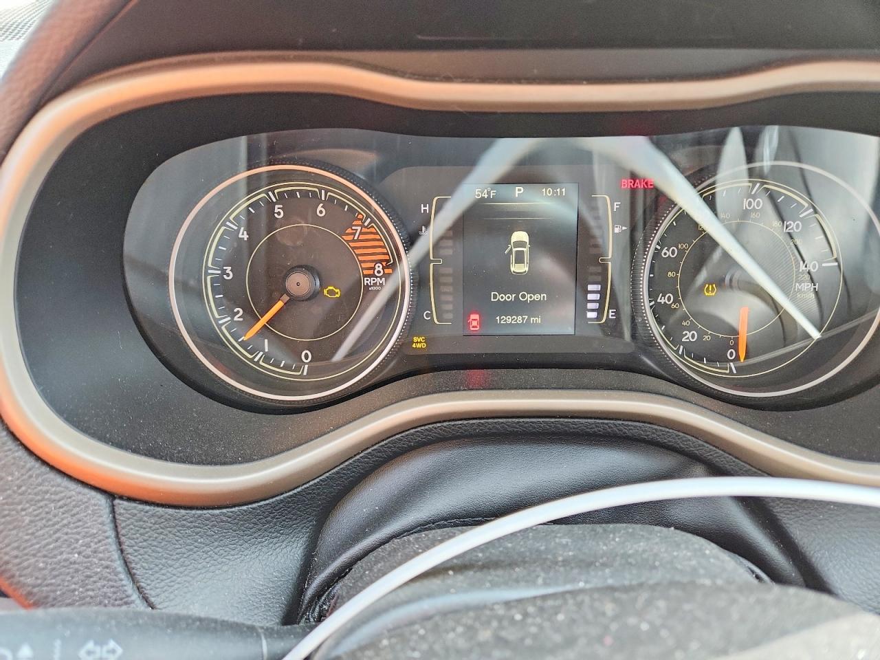 2016 Jeep Cherokee Sport - zdjęcie 9