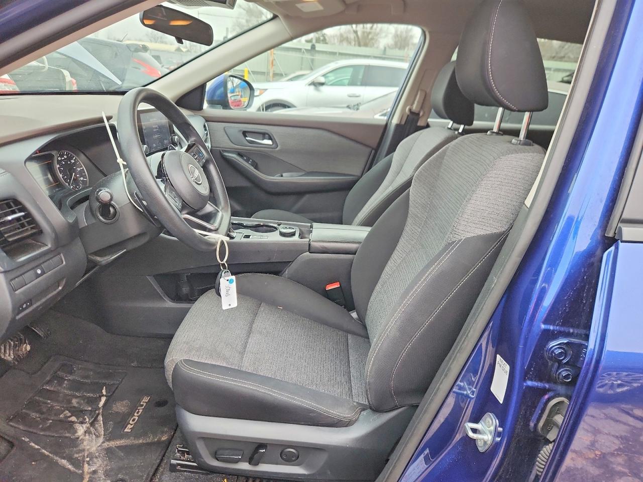 2022 Nissan Rogue Sv - zdjęcie 7