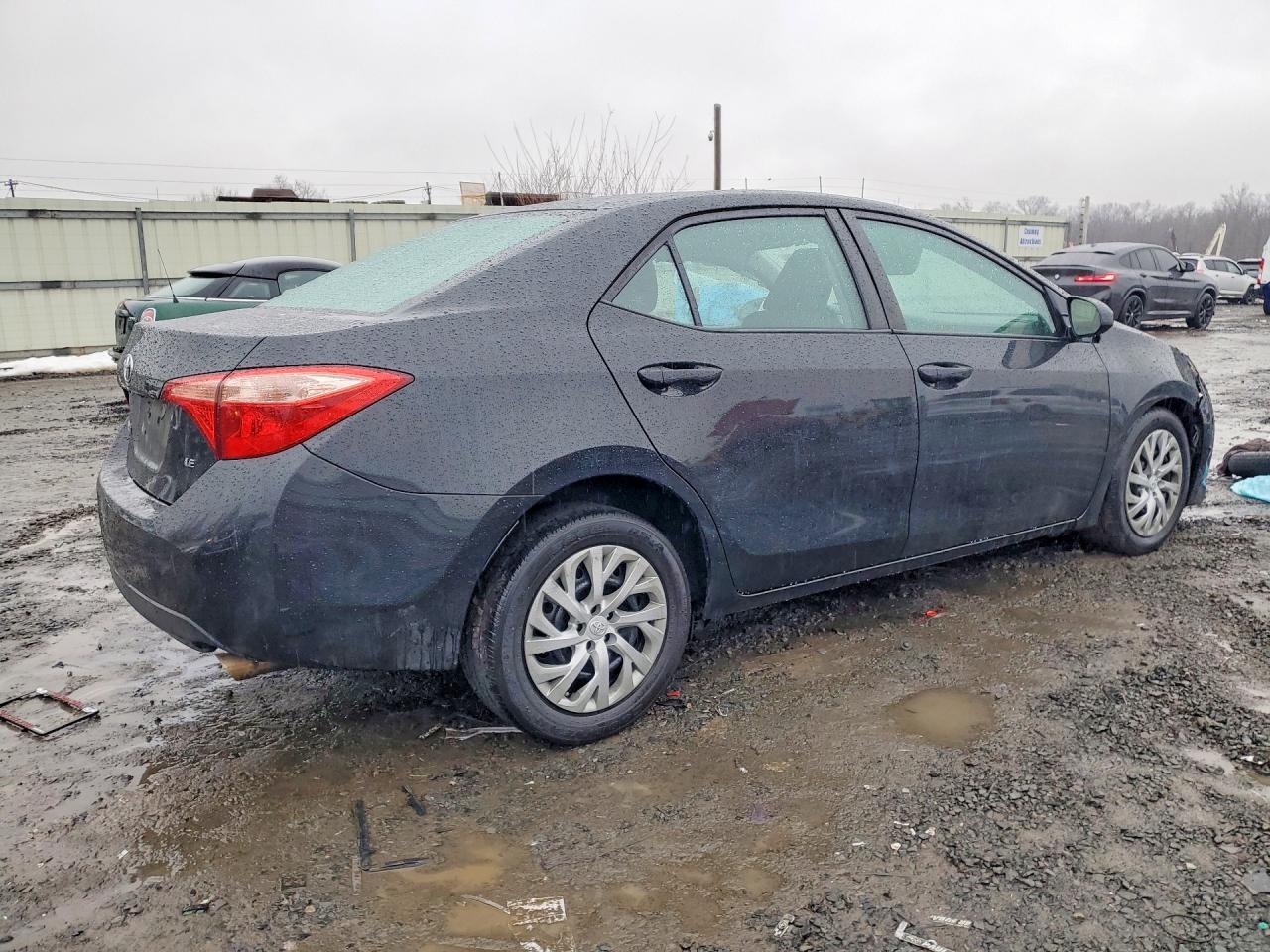 2019 Toyota Corolla Le - zdjęcie 3