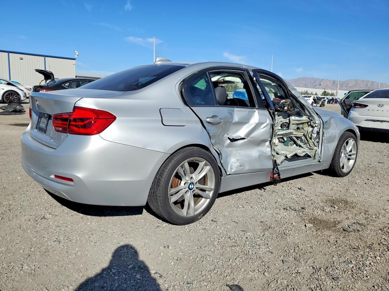 BMW Seria 3 - zdjęcie 3