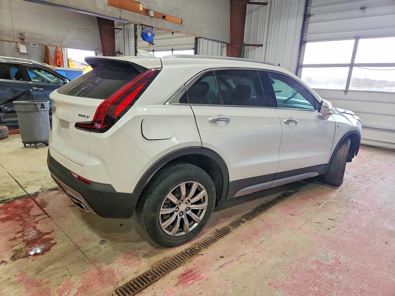 2021 Cadillac Xt4 Premium Luxury - zdjęcie 3