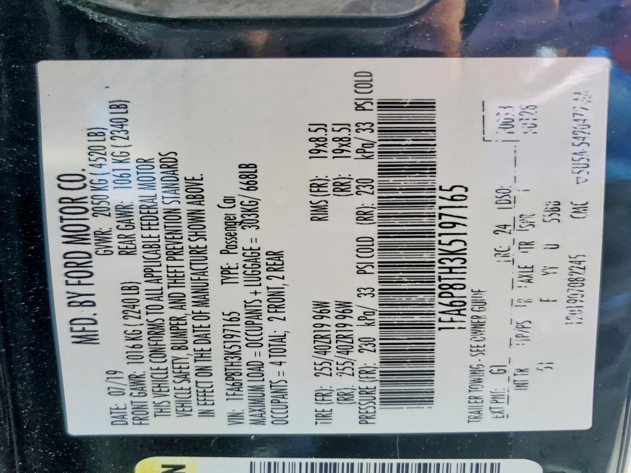 2019 Ford Mustang - zdjęcie 13