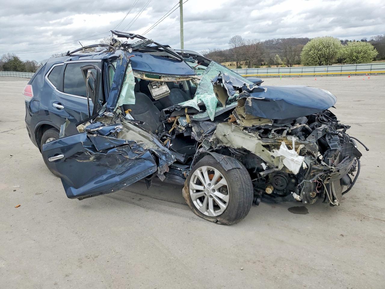 2015 Nissan Rogue Sv - zdjęcie 4