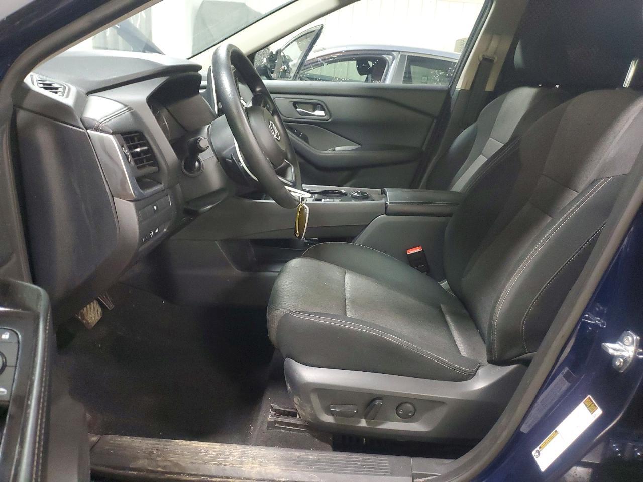 2024 Nissan Rogue Sv - zdjęcie 7