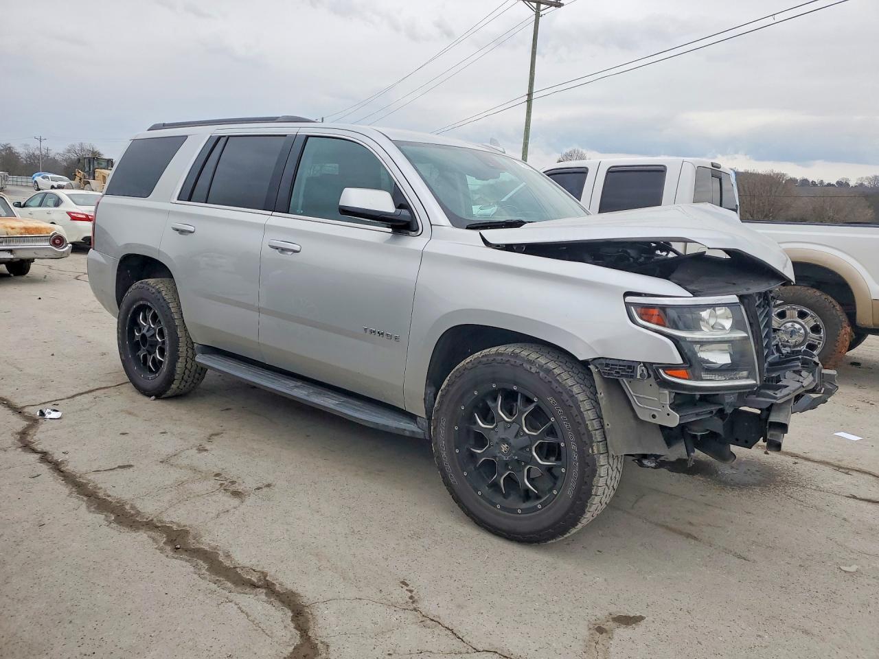 2020 Chevrolet Tahoe C1500 Lt - zdjęcie 4