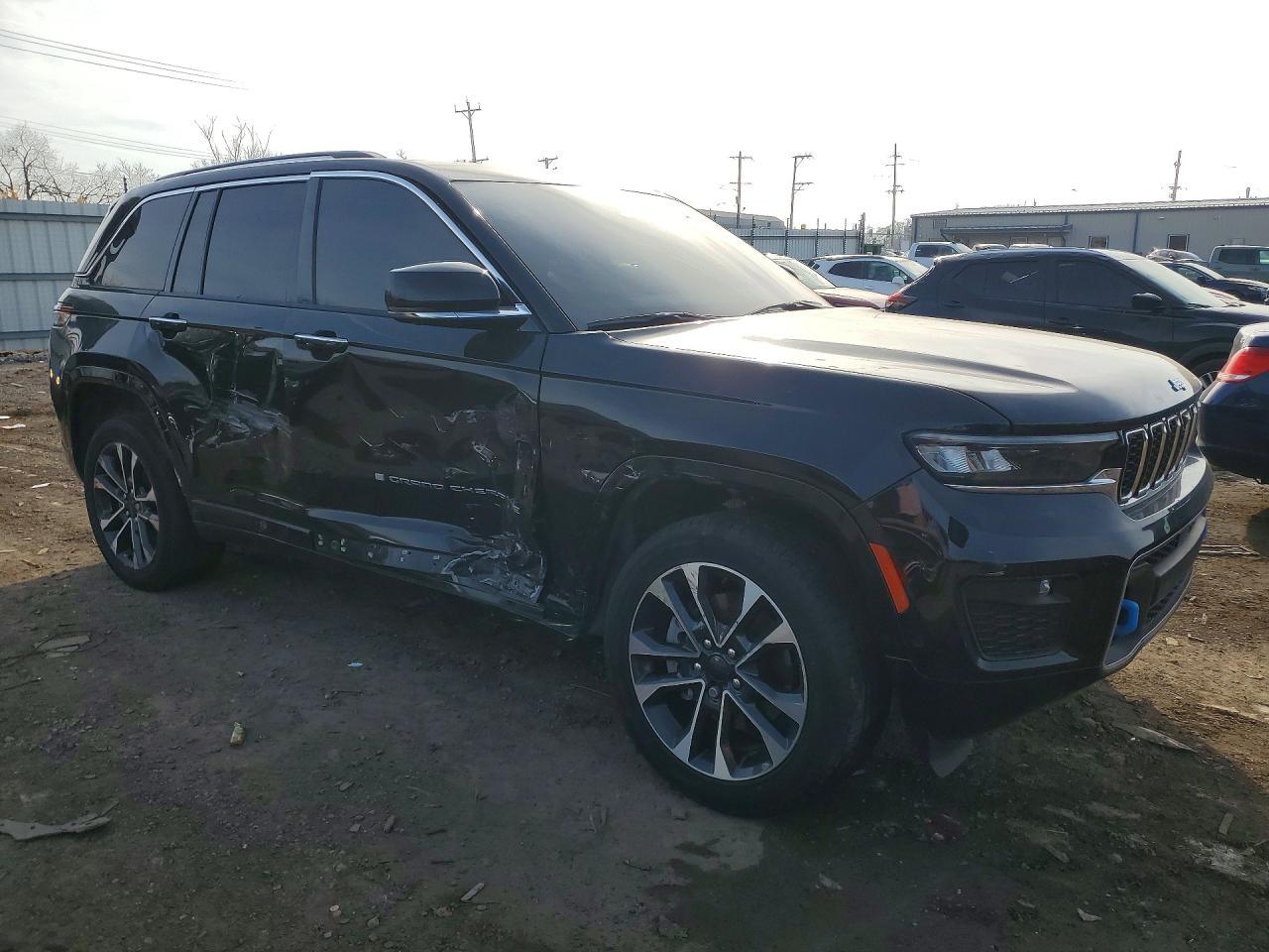 2023 Jeep Grand Cherokee Overland 4Xe - zdjęcie 4