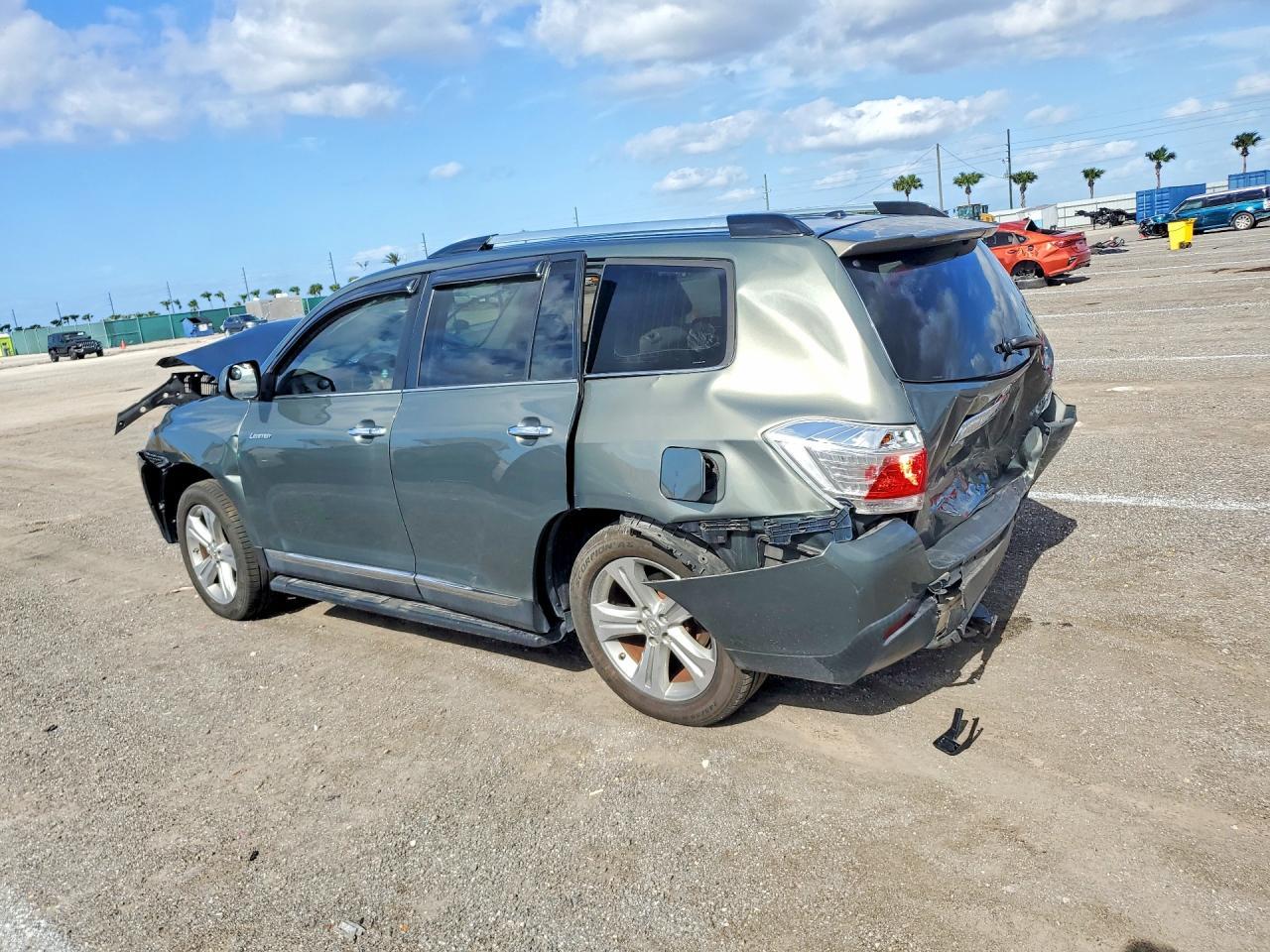 2013 Toyota Highlander Limited - zdjęcie 2
