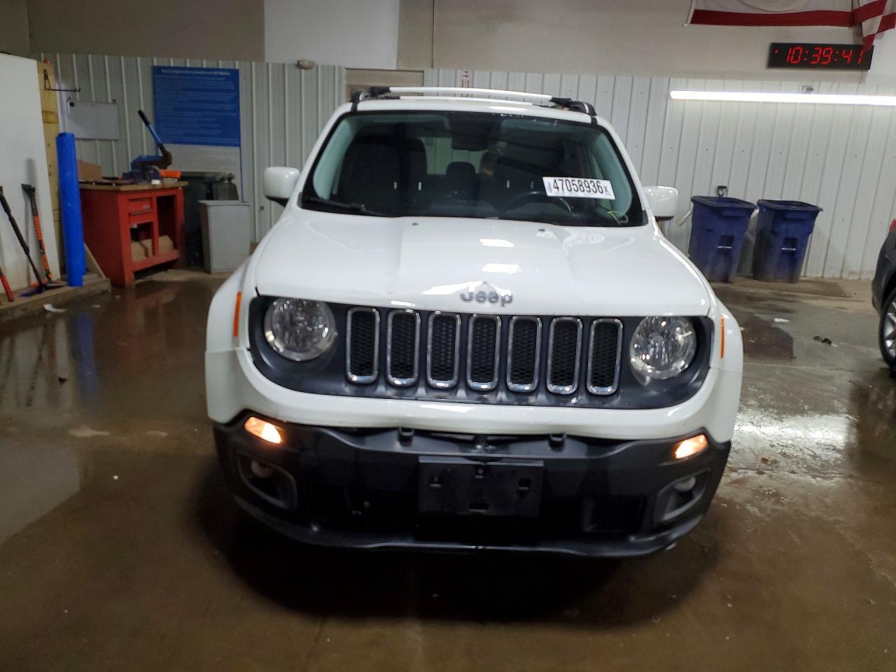 2017 Jeep Renegade Latitude - zdjęcie 5