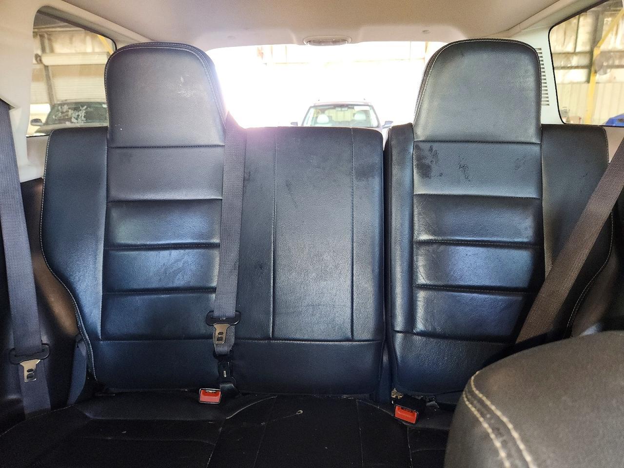 2016 Jeep Patriot Latitude - zdjęcie 10