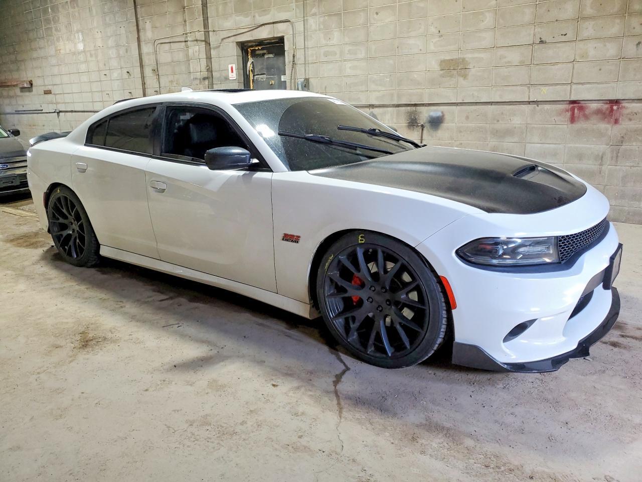 2016 Dodge Charger R - zdjęcie 4