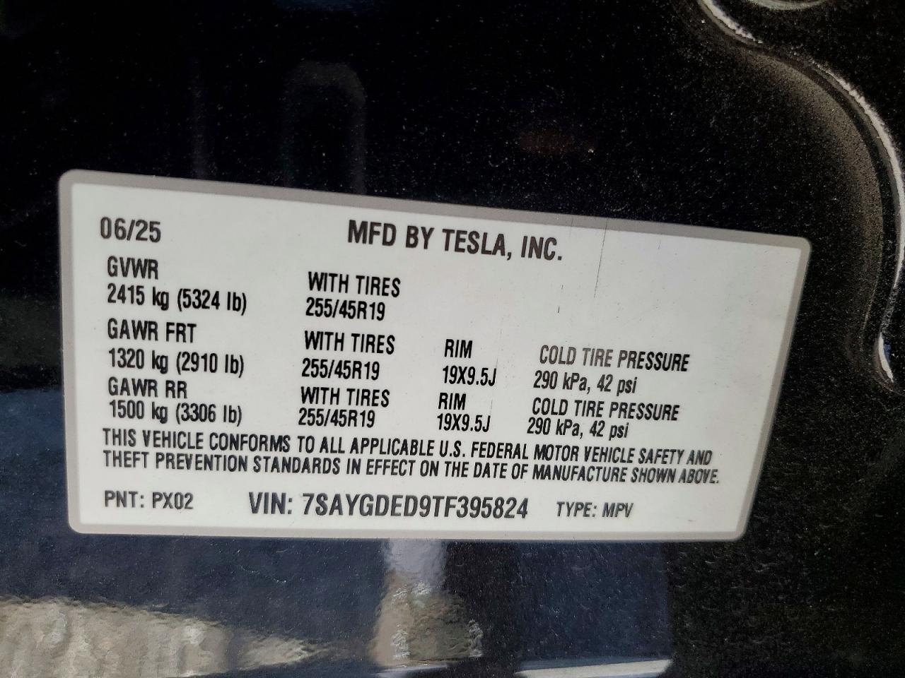 2026 Tesla Model Y - zdjęcie 13