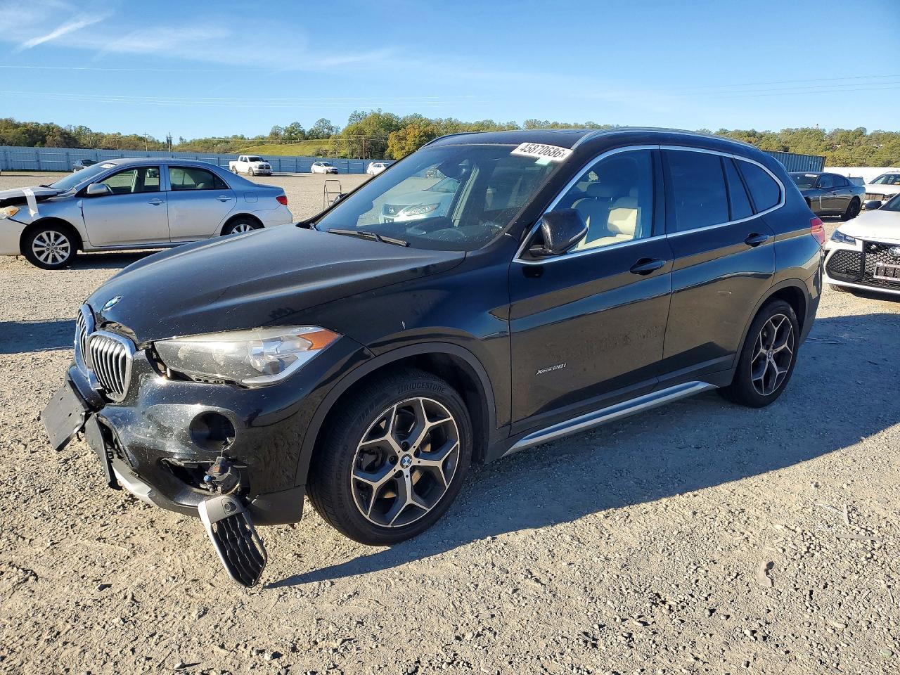 2018 BMW X1 xDrive28I - zdjęcie główne