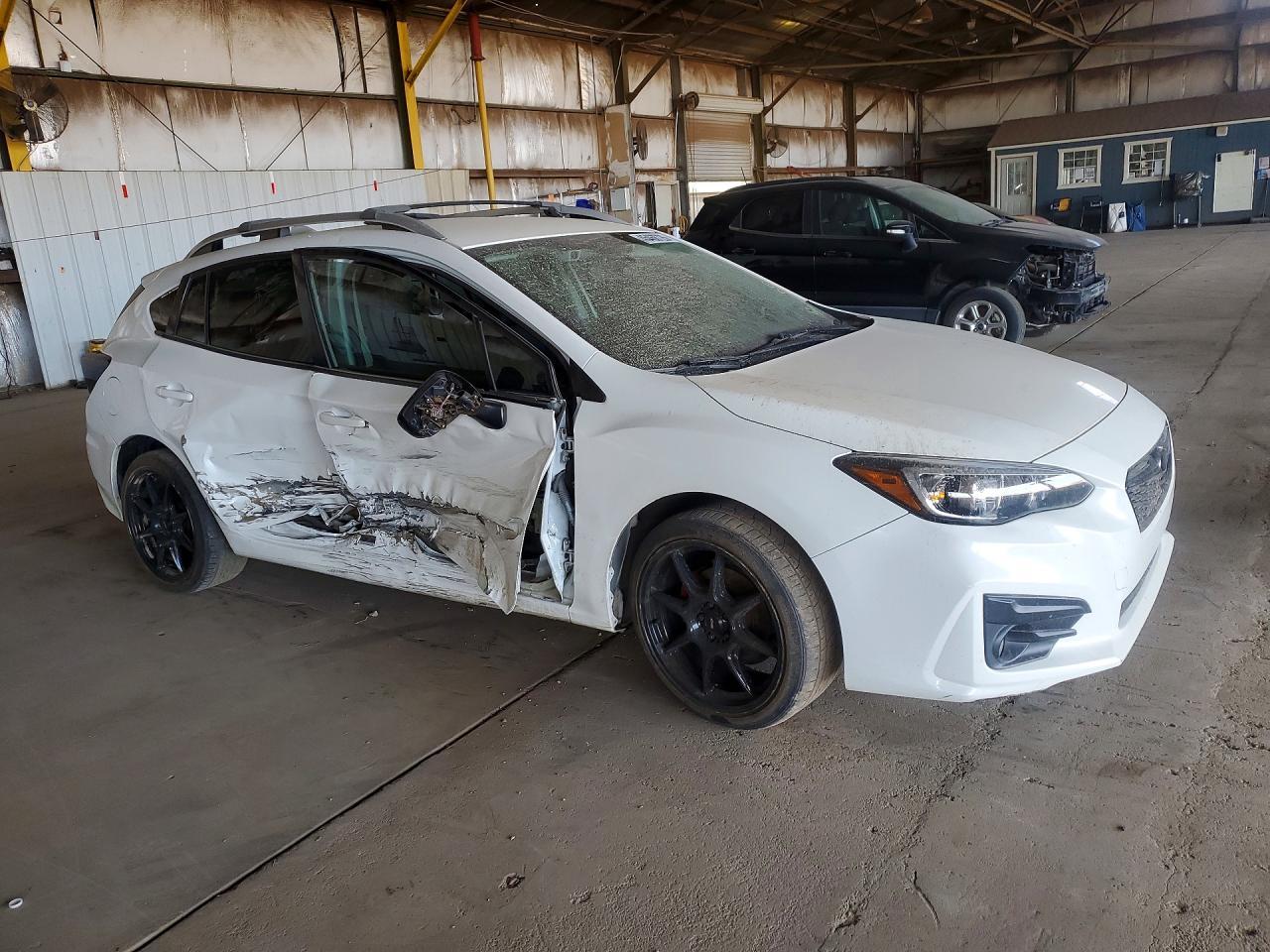 2017 Subaru Impreza Premium Plus - zdjęcie 4