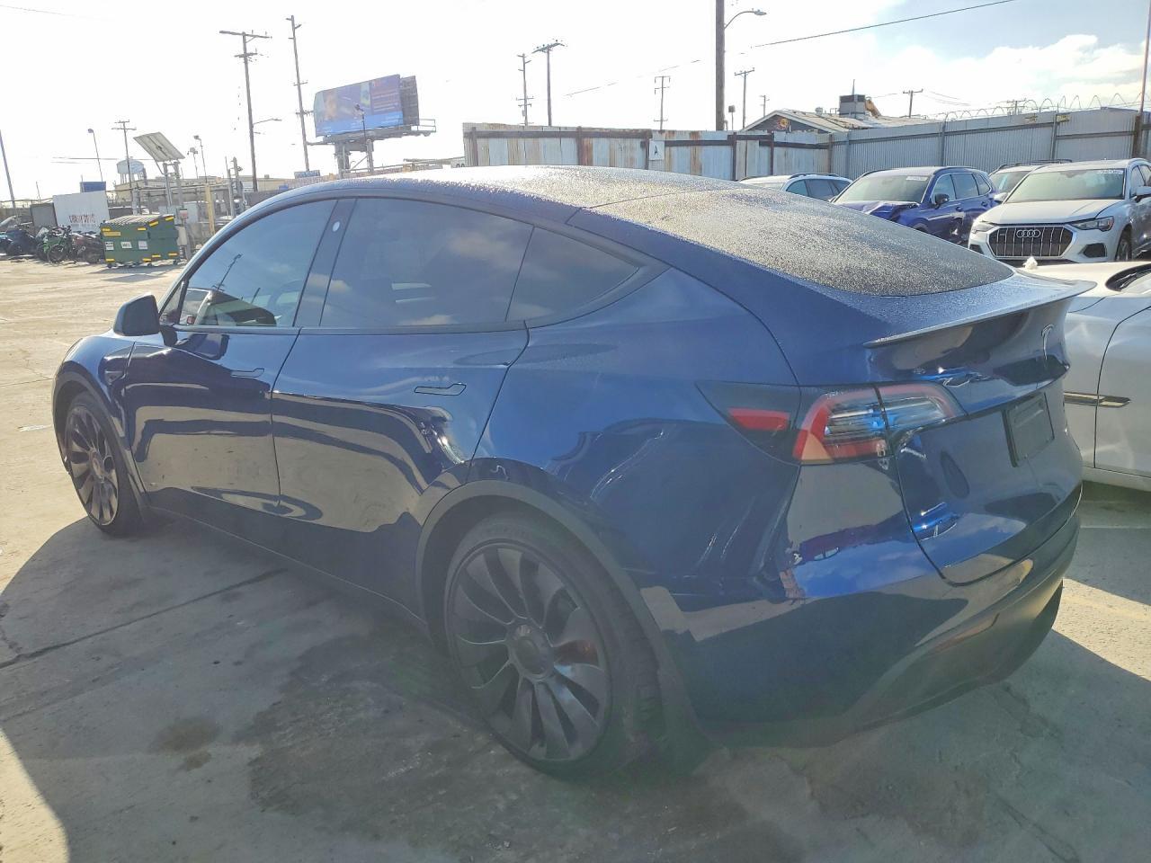 2022 Tesla Model Y - zdjęcie 2