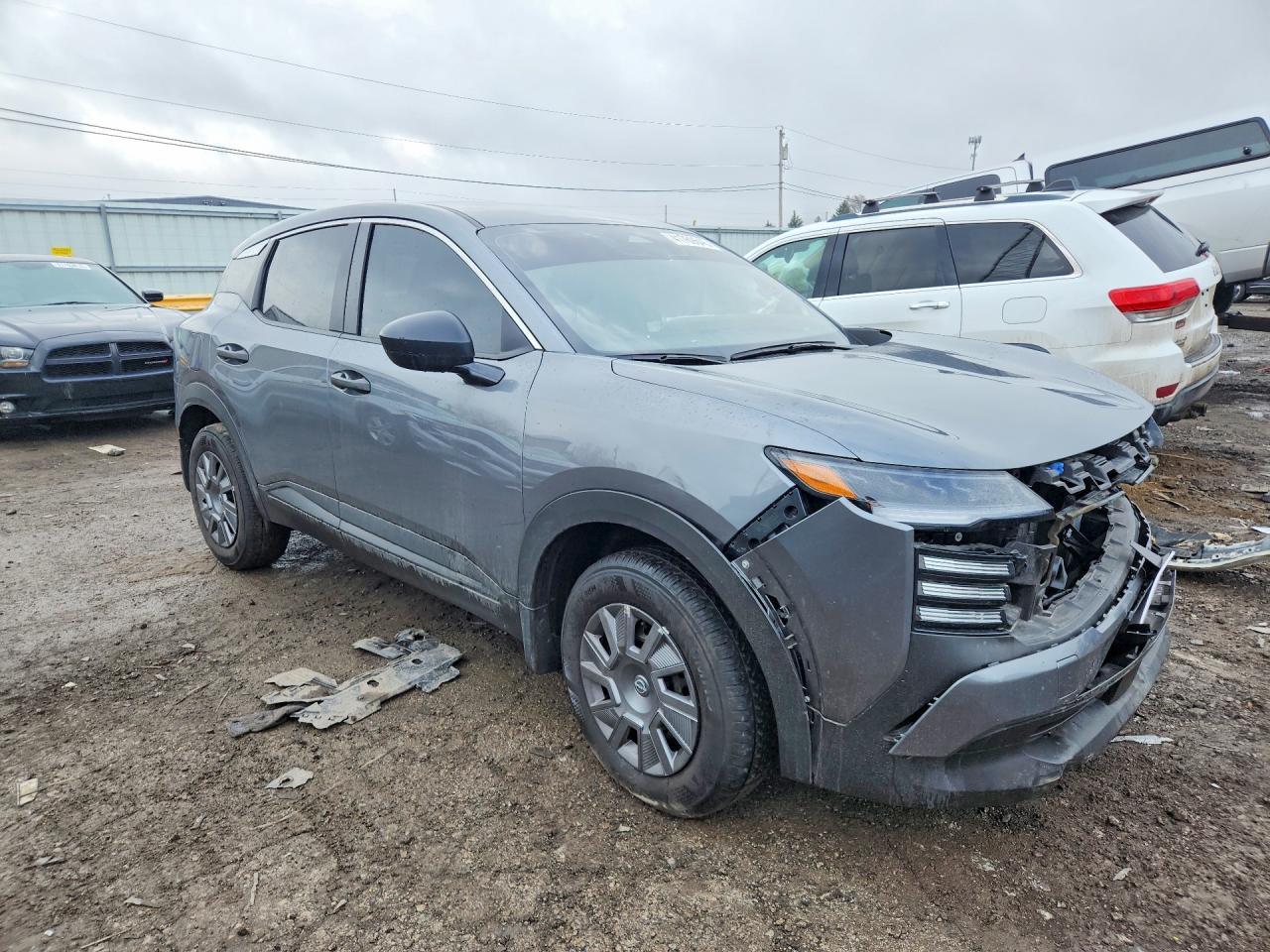 2025 Nissan Kicks S - zdjęcie 4