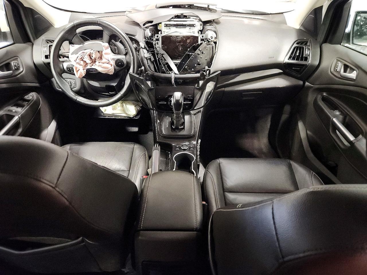 2014 Ford Escape Titanium - zdjęcie 8
