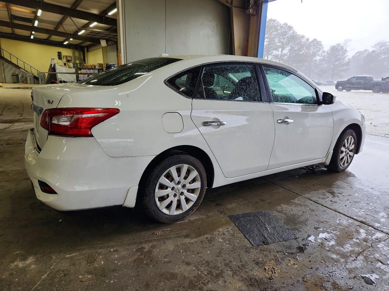 2017 Nissan Sentra Sv - zdjęcie 3
