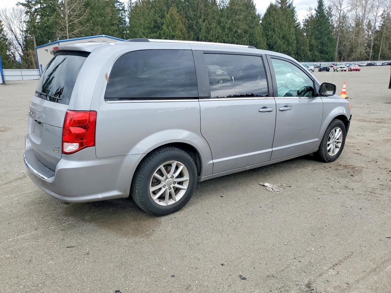 2019 Dodge Grand Caravan Sxt - zdjęcie 3