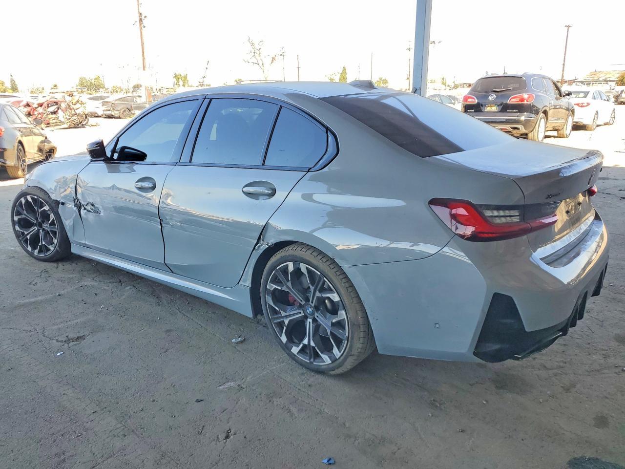 2025 BMW M340Xi - zdjęcie 2