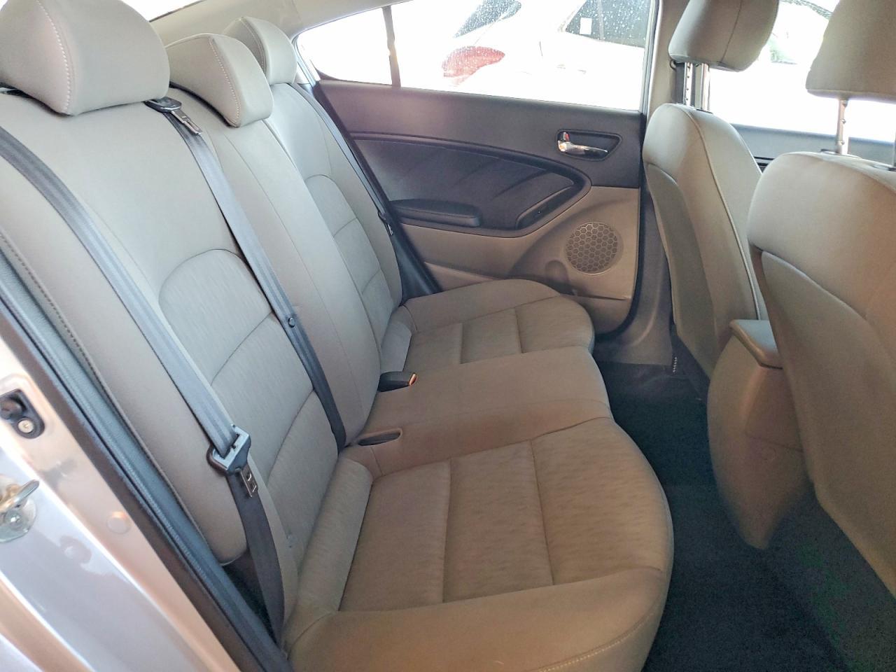 2015 Kia Forte Lx - zdjęcie 10