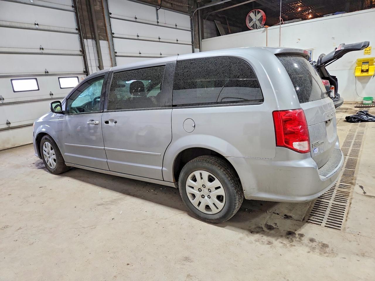 2014 Dodge Grand Caravan Se - zdjęcie 2