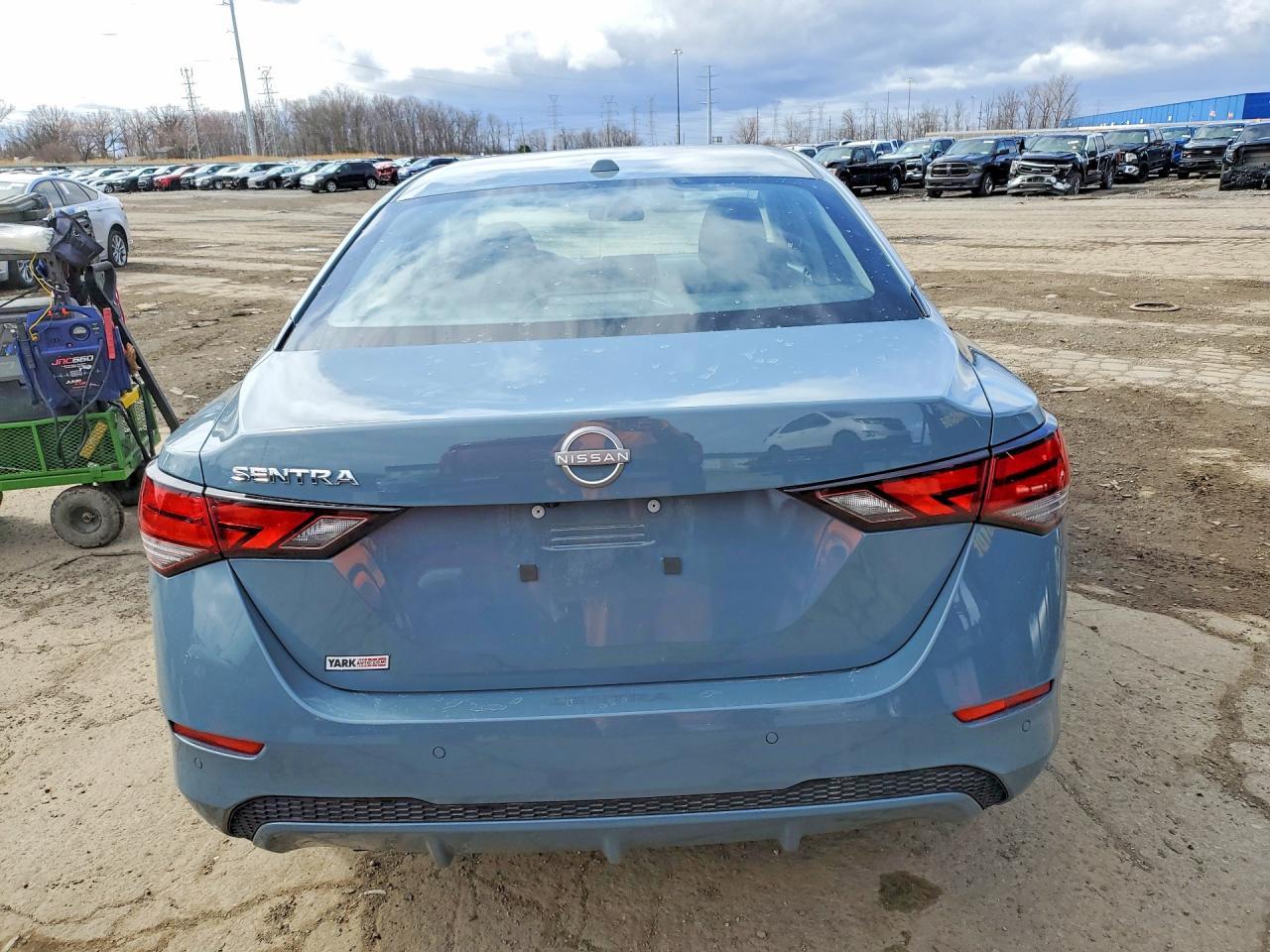 2025 Nissan Sentra Sv - zdjęcie 6