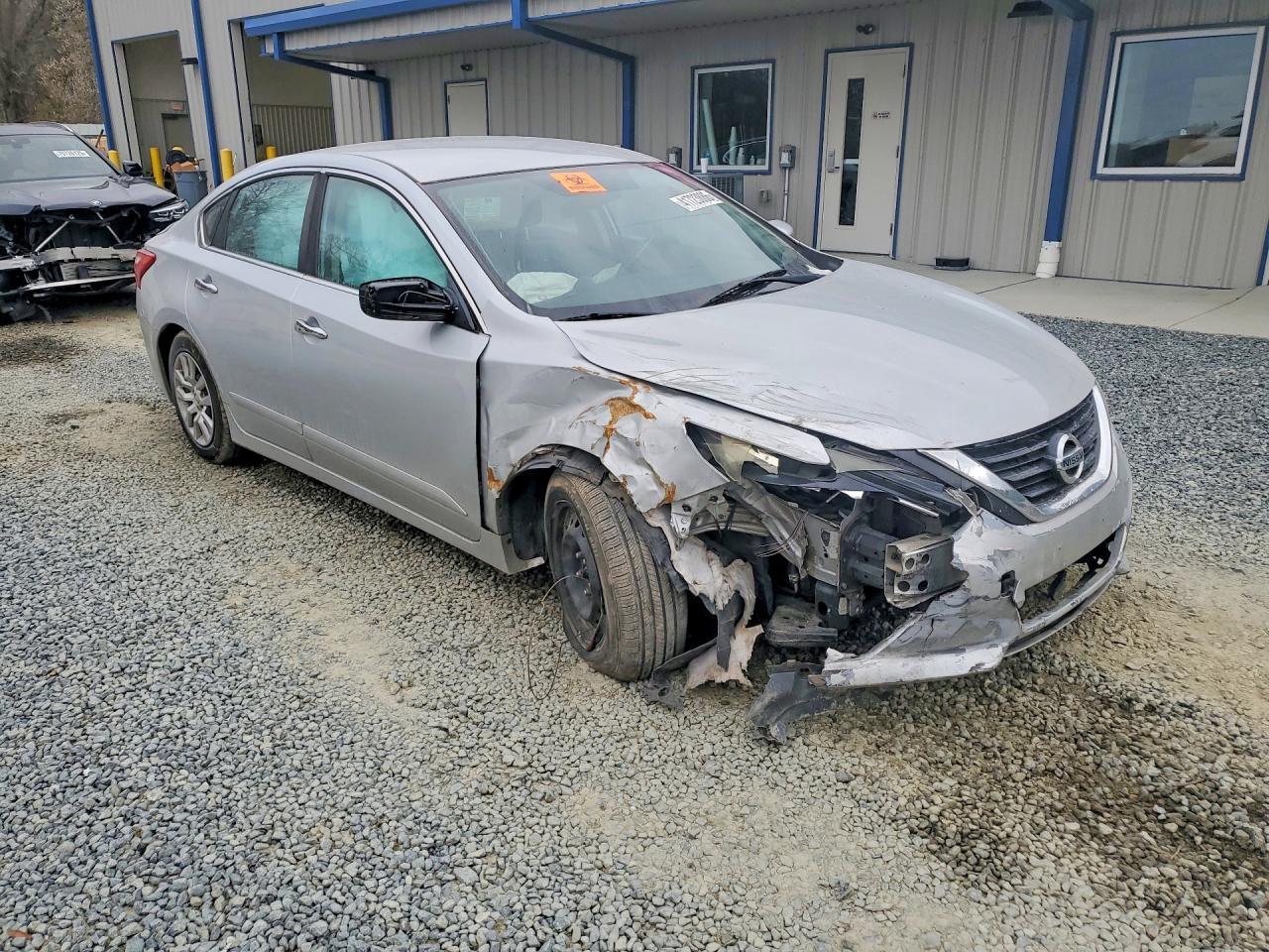 2016 Nissan Altima 2.5 - zdjęcie 4