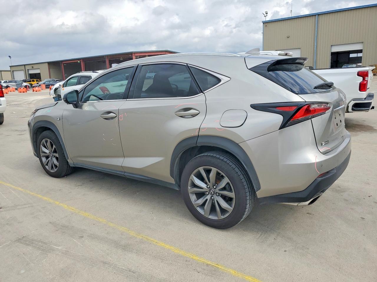 2016 Lexus Nx 200T F Sport - zdjęcie 2