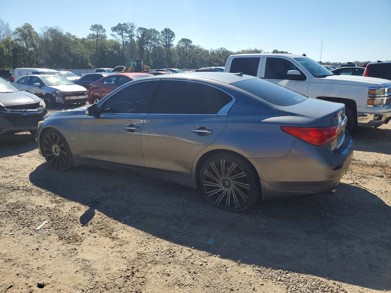 2017 Infiniti Q50 Premium - zdjęcie 2