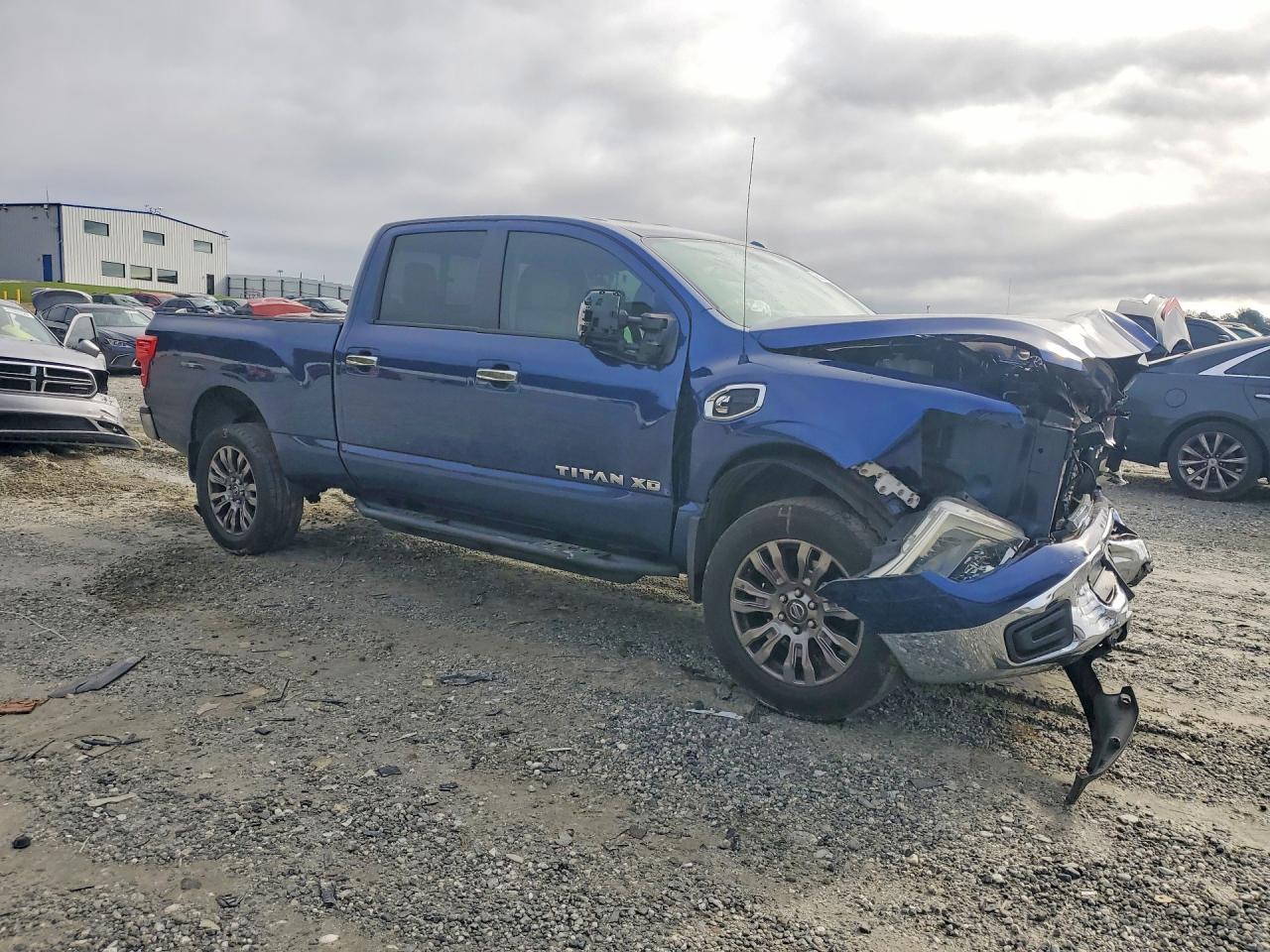 2016 Nissan Titan Xd Sv - zdjęcie 4