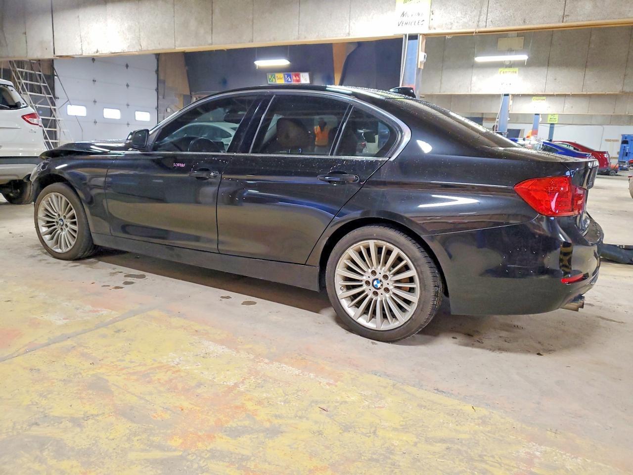 2014 BMW 328 Xi Sulev - zdjęcie 2