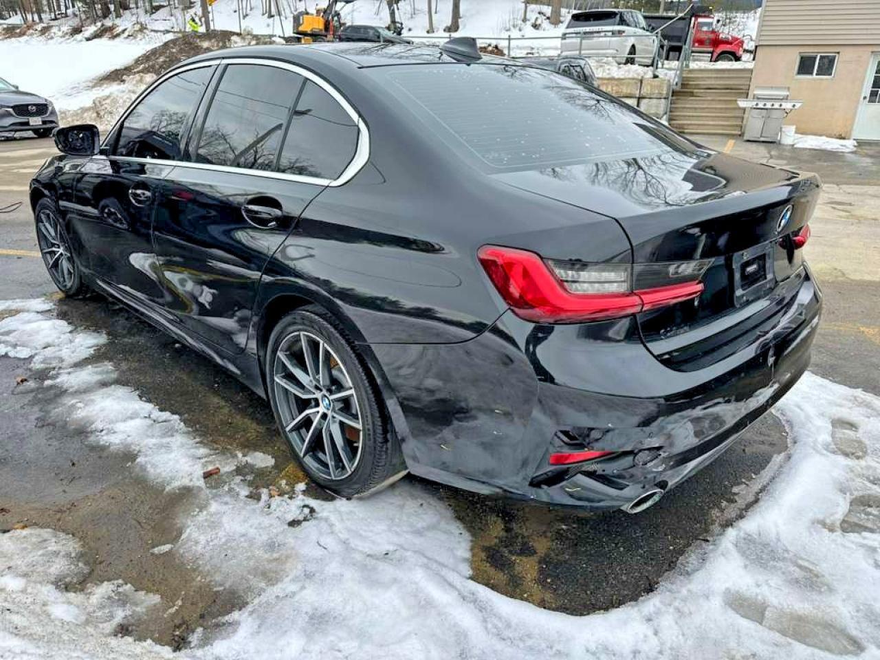 BMW Seria 3 - zdjęcie 2