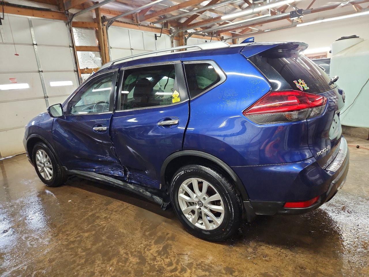 2018 Nissan Rogue Sv - zdjęcie 2