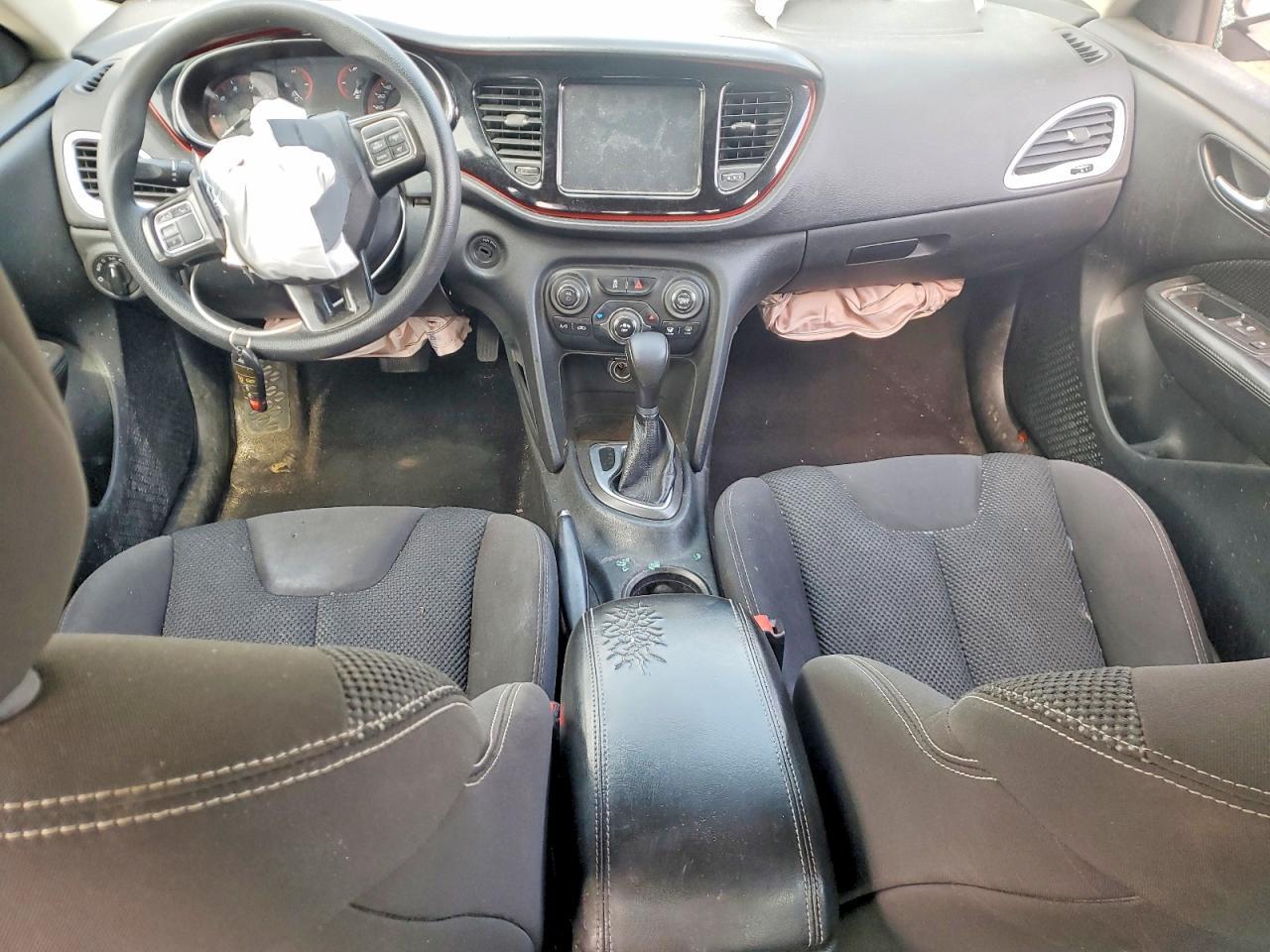 2016 Dodge Dart Sxt - zdjęcie 8